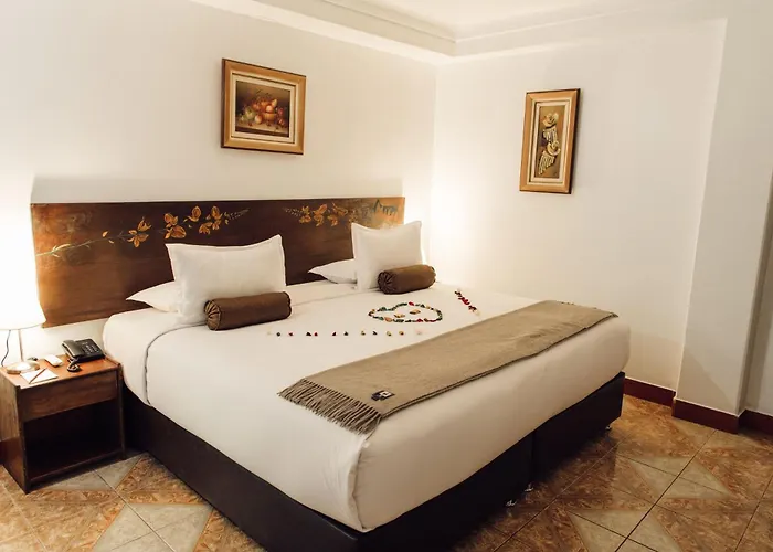 Retama Inn 3*