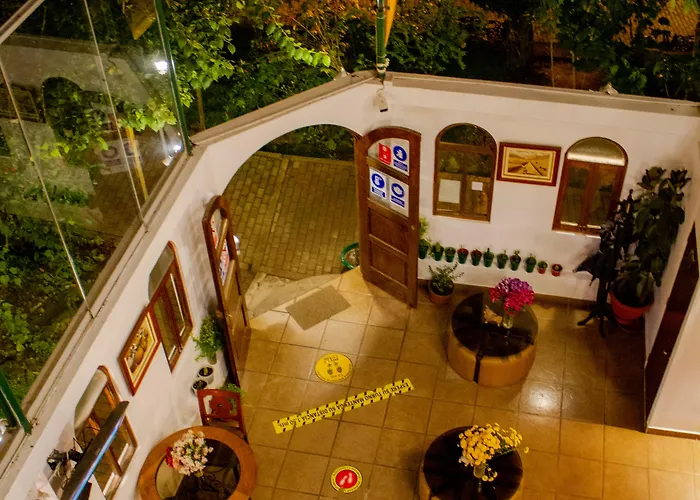 Retama Inn