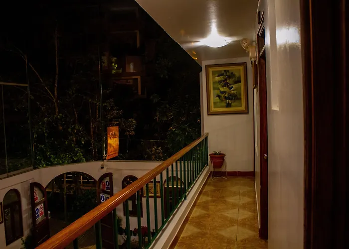 Retama Inn